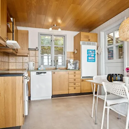 Vakantiehuis Drifa - 20m From The Sea By Interhome Hejls