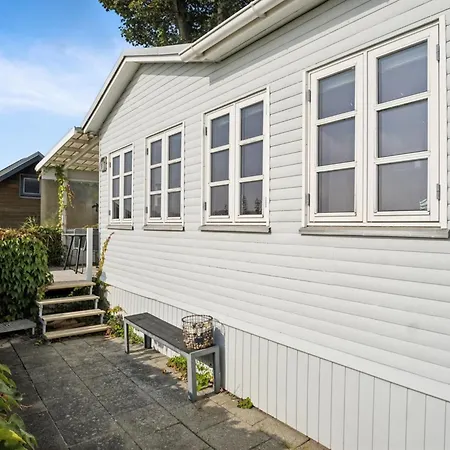 Drifa - 20m From The Sea By Interhome Vakantiehuis Hejls